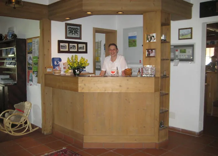 ガストホフ アルテ ポスト 3* グリンデルヴァルト