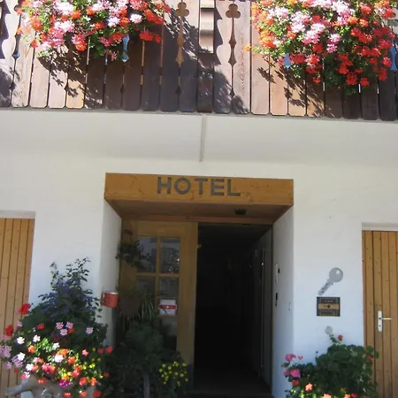 אורחן Alte Post גרינדלוולד